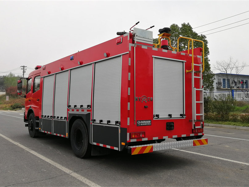 6噸東風專底泡沫消防車