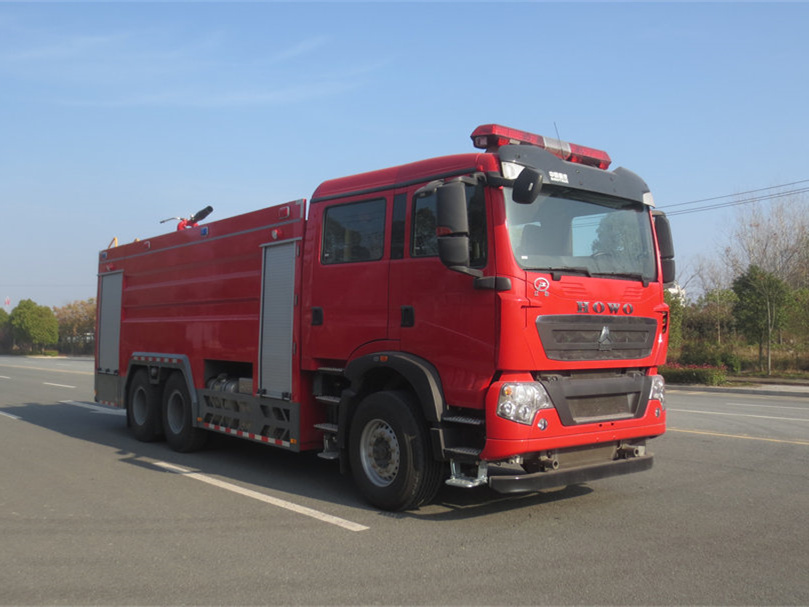 16噸重汽泡沫消防車