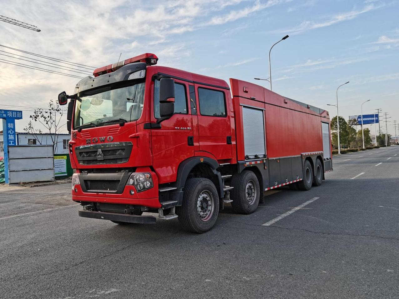 18噸重汽泡沫消防車