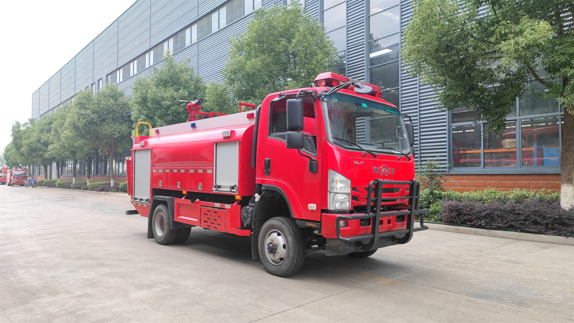 森林四驅(qū)慶鈴單排4.6噸供水車(chē)